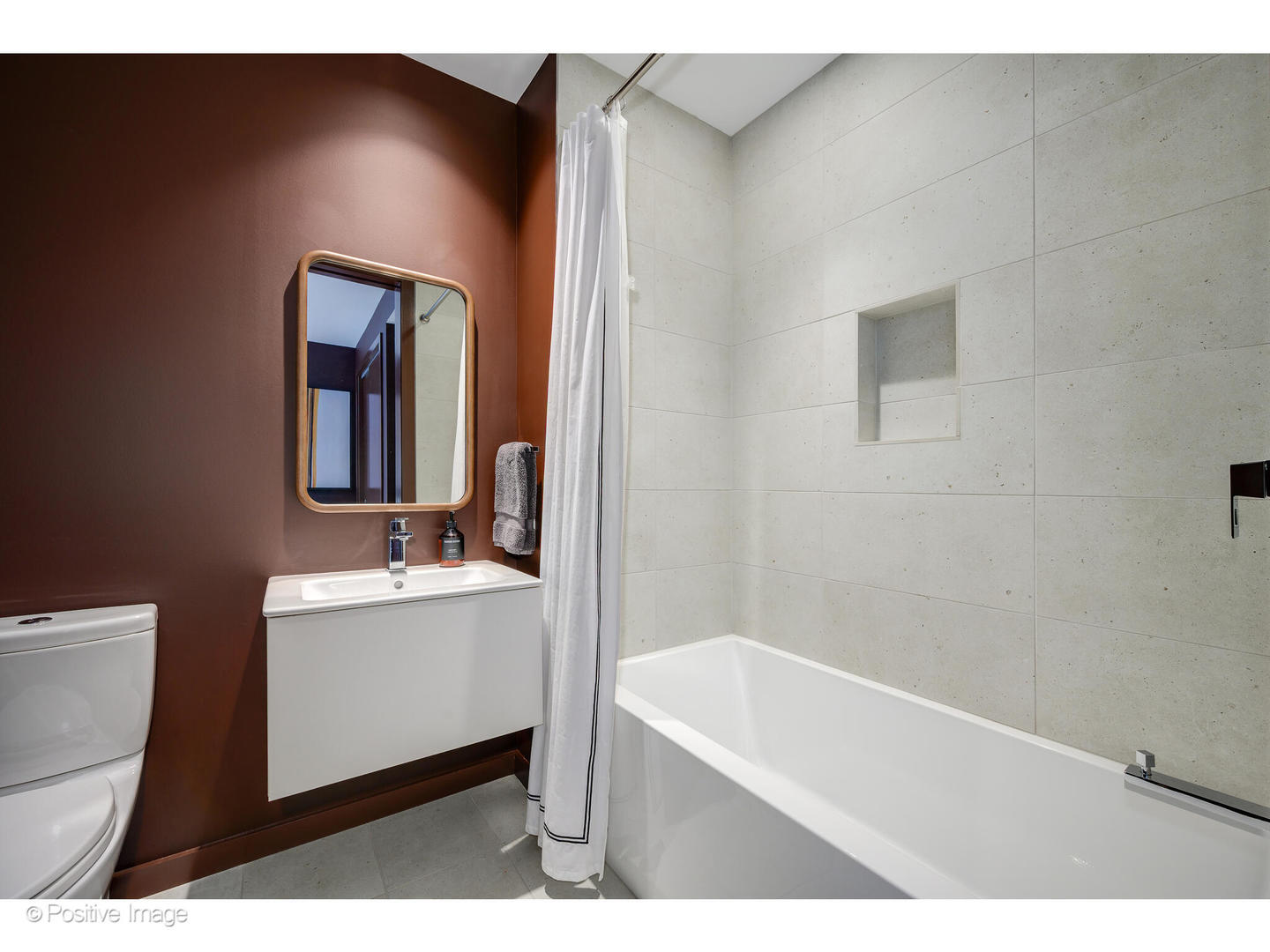 56 West Huron Street, Unit 5 Chicago, IL 60654 - Photo 39 of 40