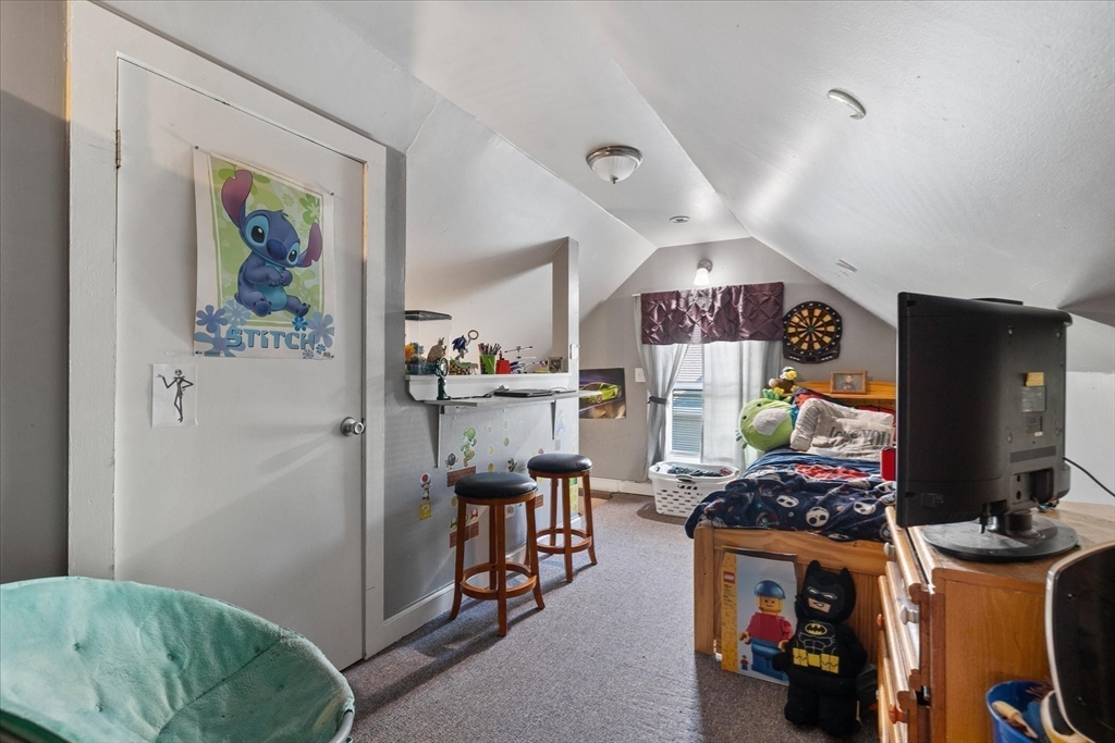 19 Schofield Avenue Dudley, MA 01571 - Photo 21 of 31 a workspace with furniture and a bedroom