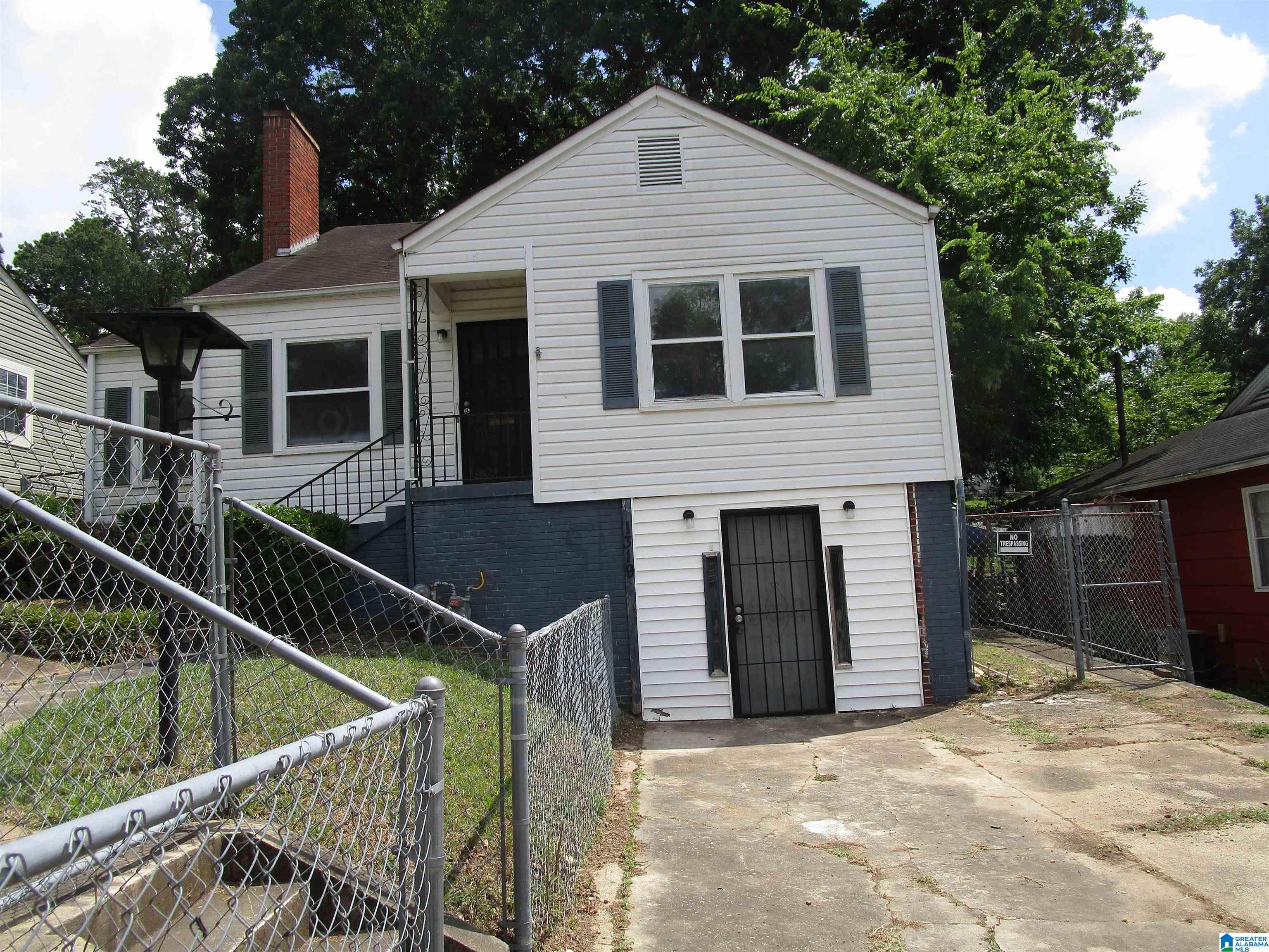 1319 31st St Ensley Birmingham, AL 35218 - Photo 2 of 24