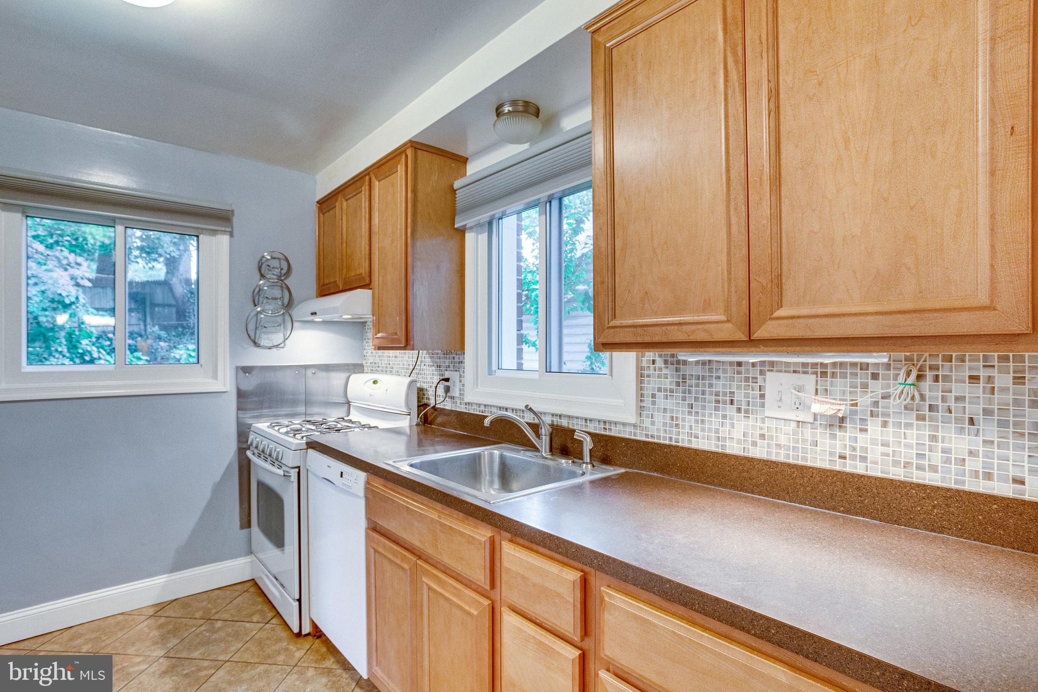 2204 Prichard Road Silver Spring, MD 20902 - Photo 11 of 29