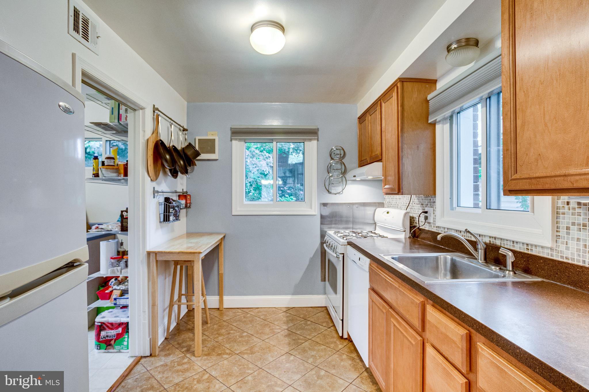 2204 Prichard Road Silver Spring, MD 20902 - Photo 15 of 29