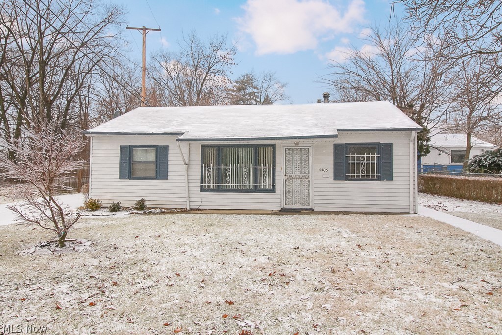 Welcome to beautiful RANCH at 4406 Wyatt Rd