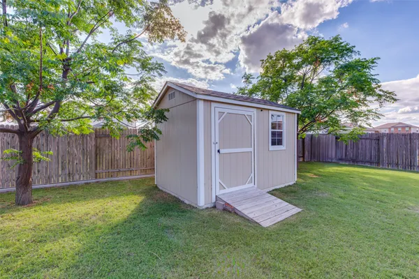 $2,150 | 741 Carol Drive, Hutto, TX 78634