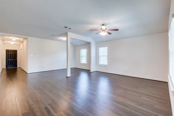 $2,150 | 741 Carol Drive, Hutto, TX 78634