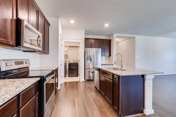 $2,150 | 741 Carol Drive, Hutto, TX 78634