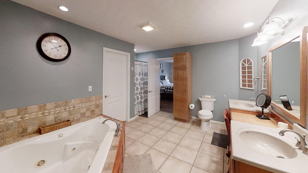 1421 New Bethel Road Dayton, TN 37321 - Photo 16 of 33 16-Master-Bath-2
