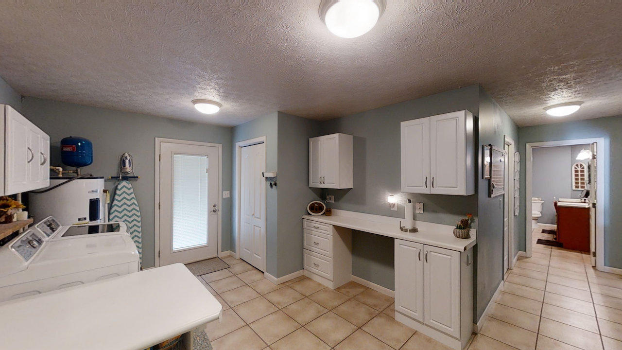 1421 New Bethel Road Dayton, TN 37321 - Photo 22 of 33 22-Laundry-Room