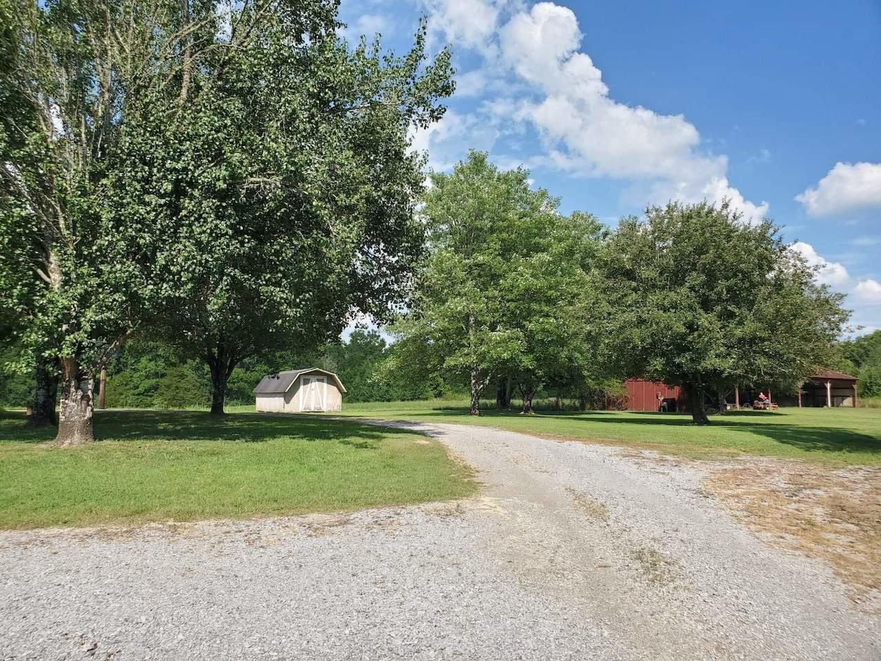 1421 New Bethel Road Dayton, TN 37321 - Photo 30 of 33 30-Building and Barn