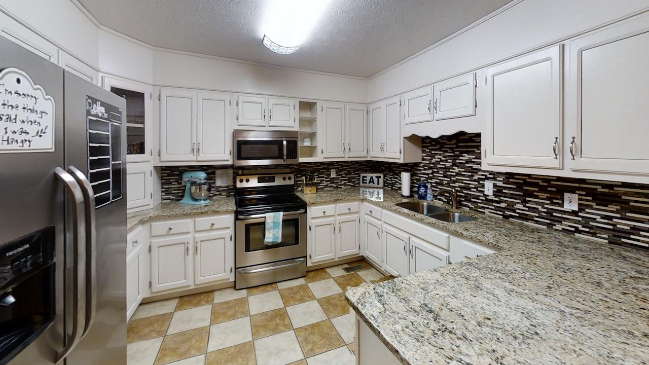 1421 New Bethel Road Dayton, TN 37321 - Photo 8 of 33 8-Kitchen