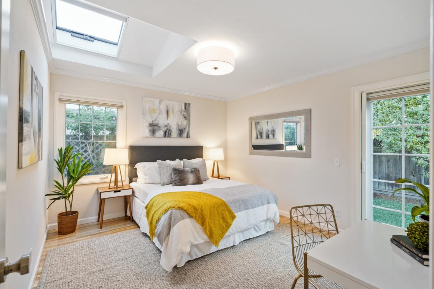 316 McKendry Drive Menlo Park, CA 94025 - Photo 16 of 21 a bed room with a bed and a chair