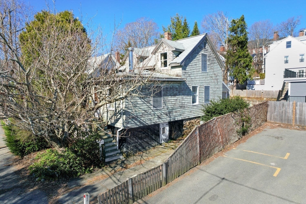 3 Cottage Street Marblehead, MA 01945 - Photo 11 of 11