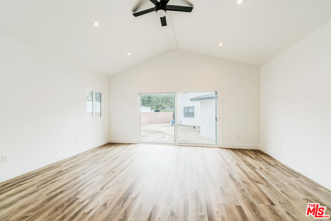 4574 Shadeway Road Lakewood, CA 90713 - Photo 19 of 25 Gallery Image 19
