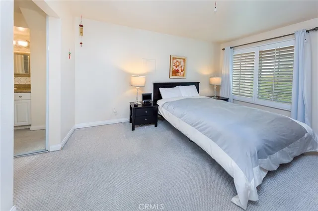 $415,000 | 5515 Canoga Avenue, Unit 305, Woodland Hills, CA 91367
