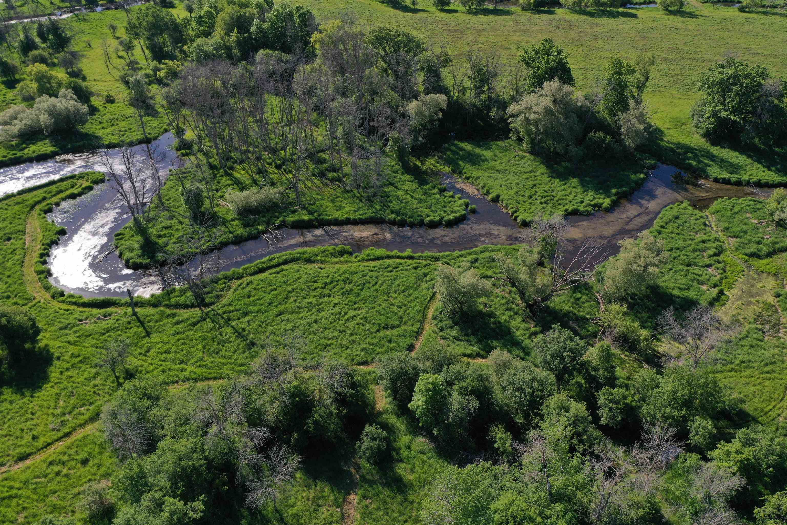 W271 Highway 23 Ripon, WI 54971 - Photo 5 of 88