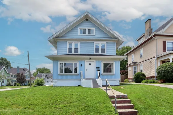 $450,000 | 2021 Hudson Avenue, Norwood, OH 45212