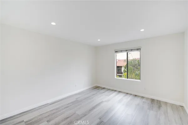 $2,250 | 330 North Jackson Street, Unit 208, Glendale, CA 91206