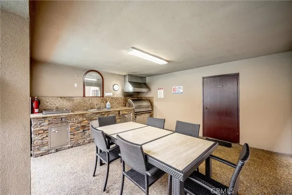 $2,250 | 330 North Jackson Street, Unit 208, Glendale, CA 91206