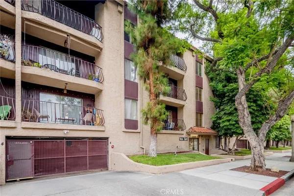$2,250 | 330 North Jackson Street, Unit 208, Glendale, CA 91206