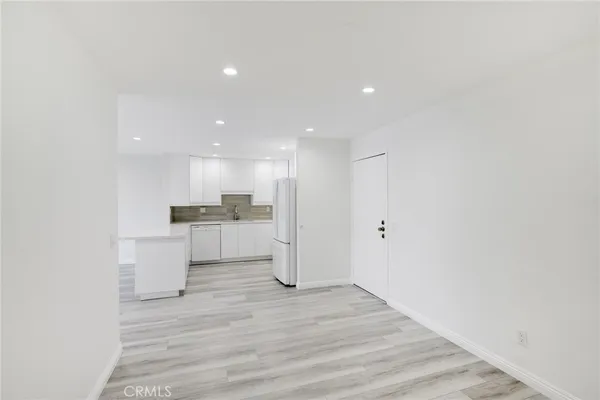 $2,250 | 330 North Jackson Street, Unit 208, Glendale, CA 91206