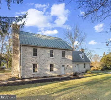 $799,900 | 504 Hampton Lane, Baltimore, MD 21286