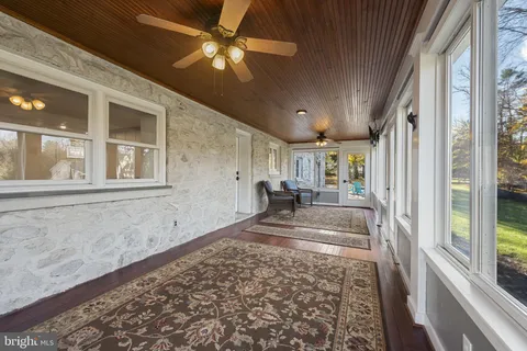 $799,900 | 504 Hampton Lane, Baltimore, MD 21286