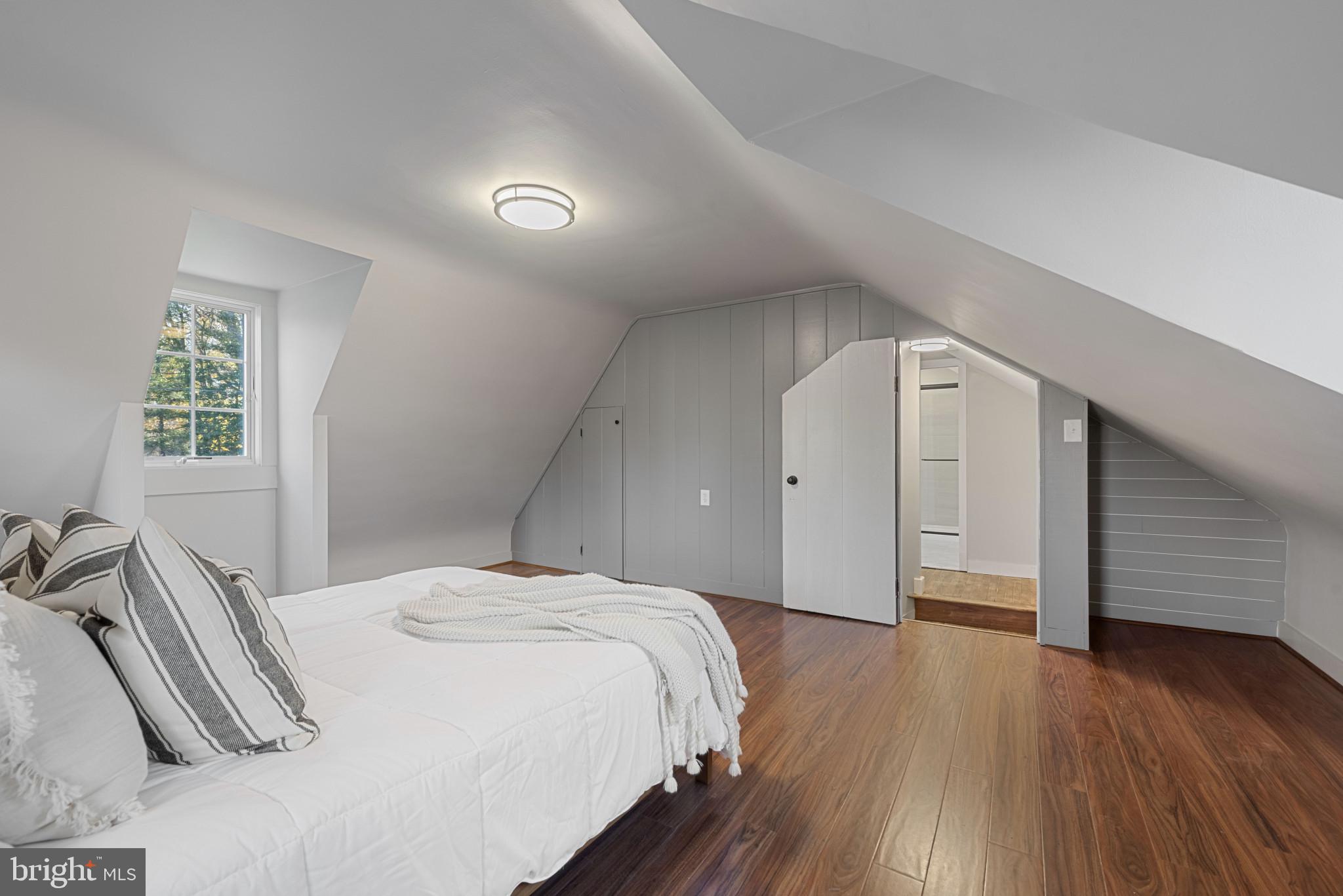 504 Hampton Lane Baltimore, MD 21286 - Photo 16 of 31 a bedroom with a bed and a window