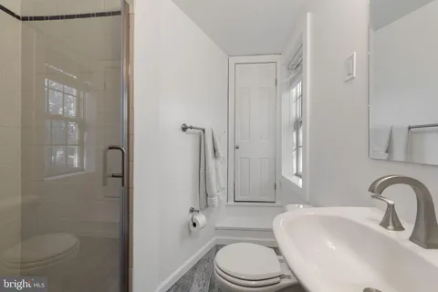 $799,900 | 504 Hampton Lane, Baltimore, MD 21286