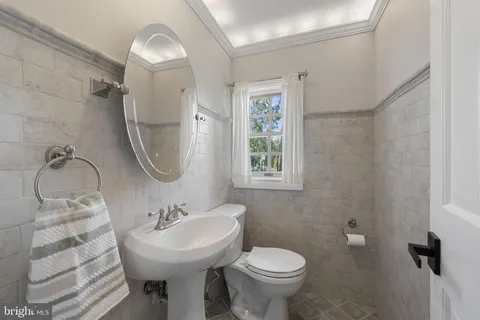 $799,900 | 504 Hampton Lane, Baltimore, MD 21286