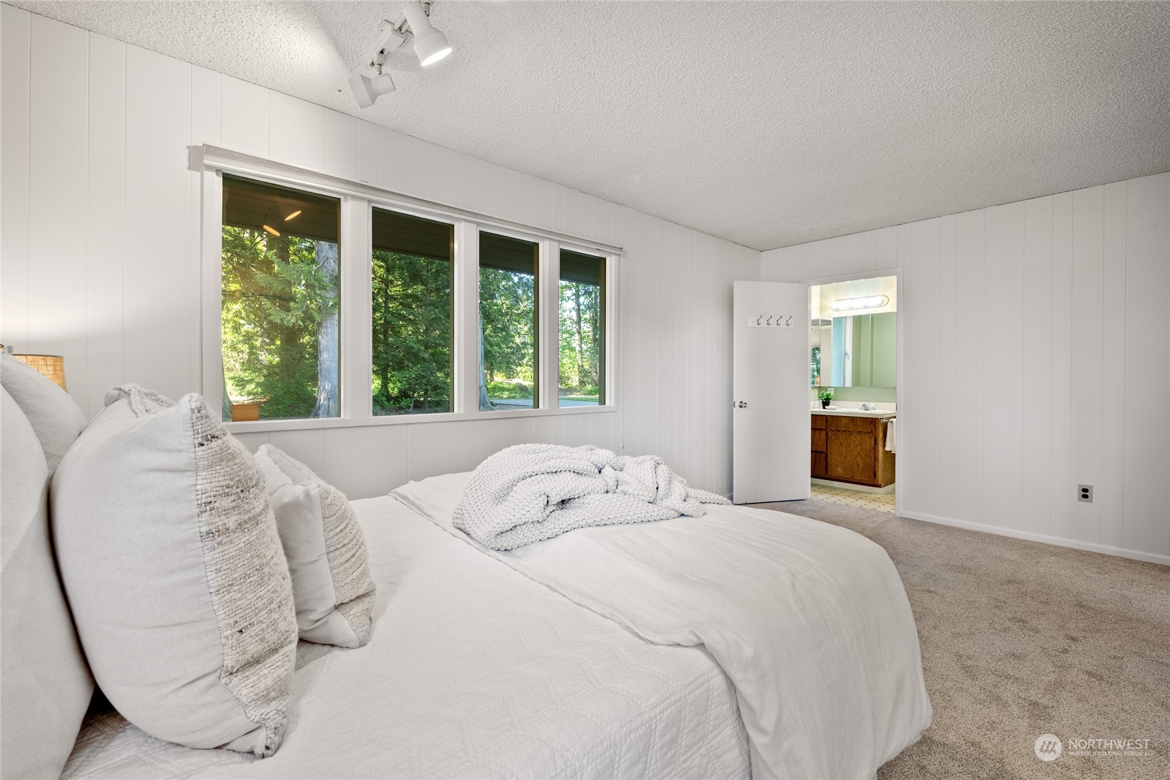831 East Wiser Lake Road Lynden, WA 98264 - Photo 19 of 40 Gallery Image 19