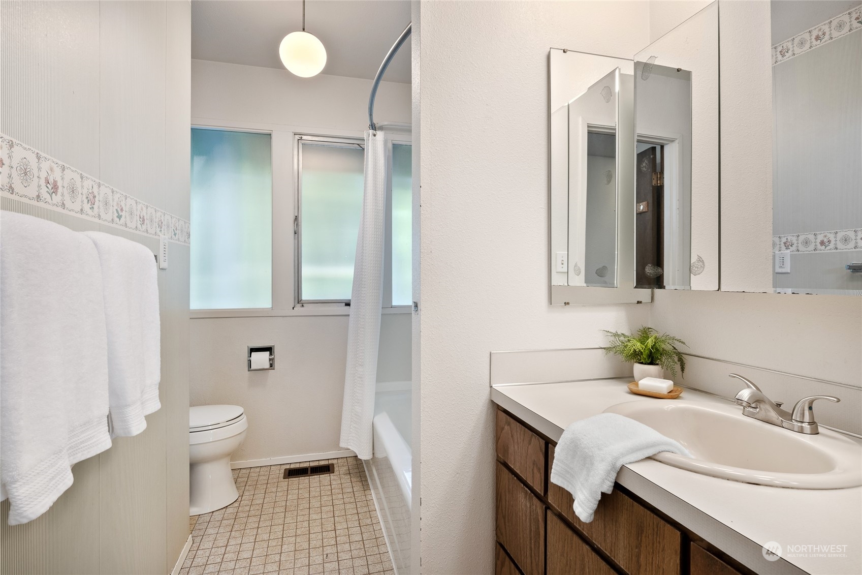 831 East Wiser Lake Road Lynden, WA 98264 - Photo 23 of 40 Gallery Image 23
