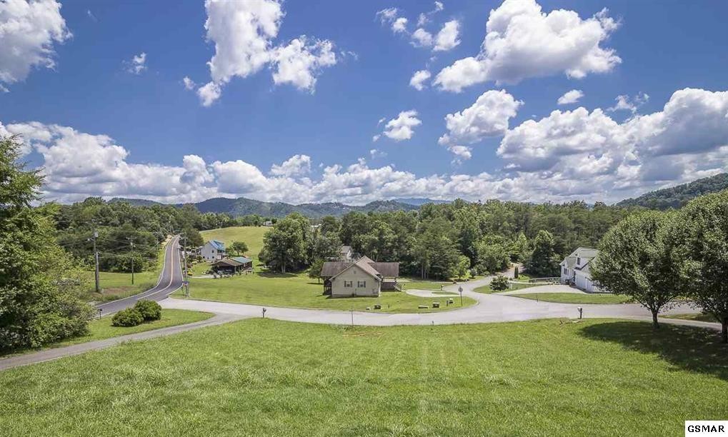 1304 Deer Meadows Road Sevierville, TN 37862 - Photo 2 of 18 Gallery Image 2