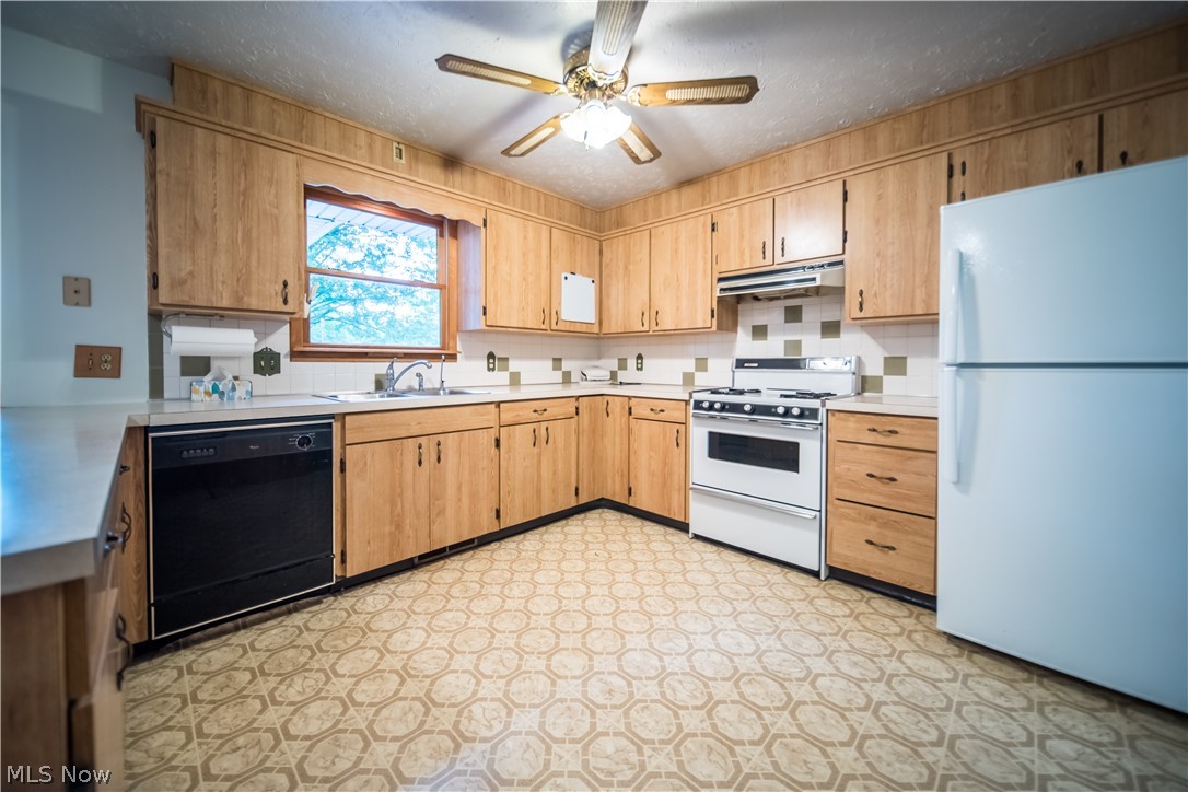 2366 Industry Road Atwater, OH 44201 - Photo 7 of 36 Gallery Image 7