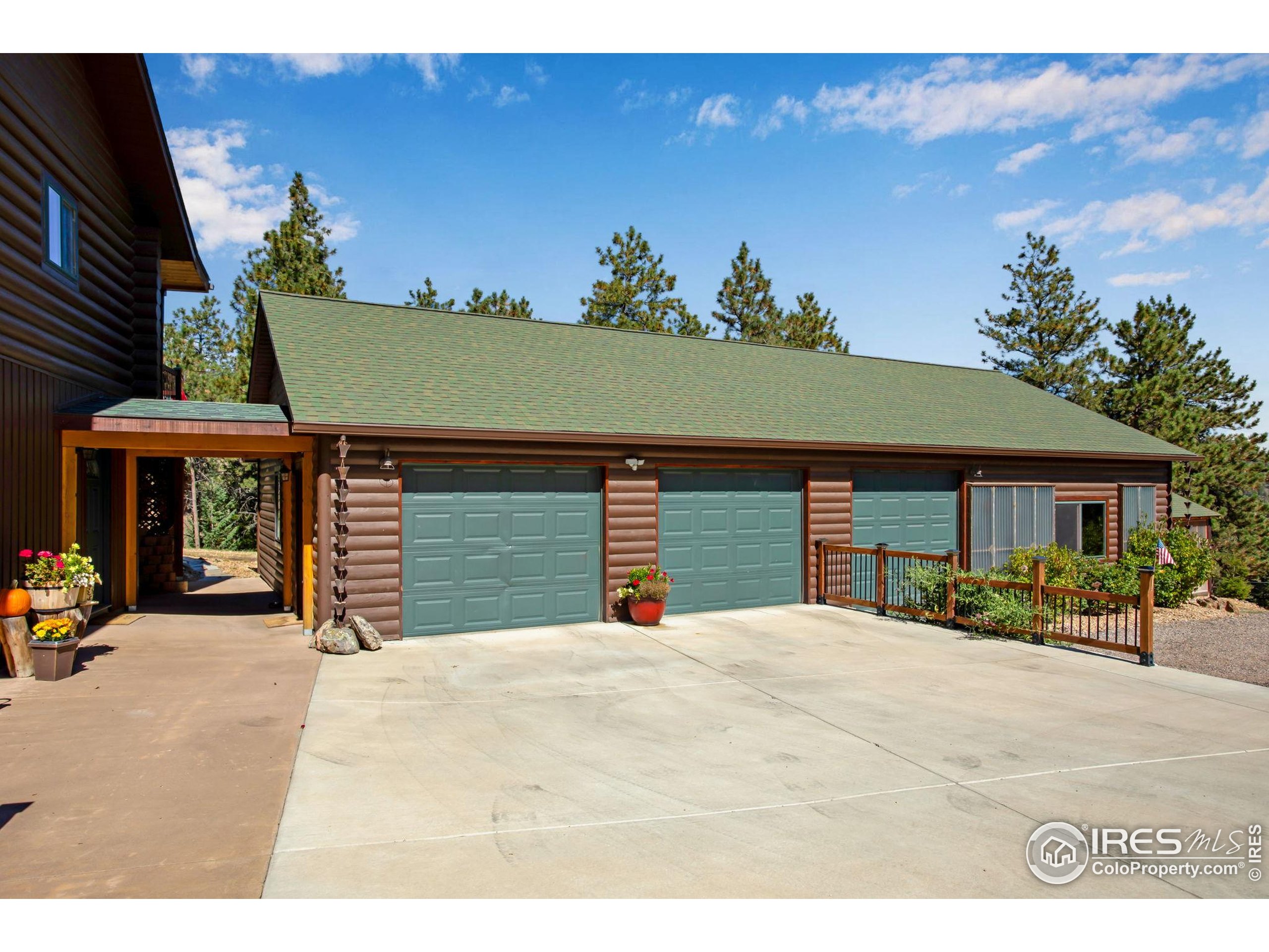 427 Wilderness Ridge Way Bellvue, CO 80512 - Photo 11 of 50