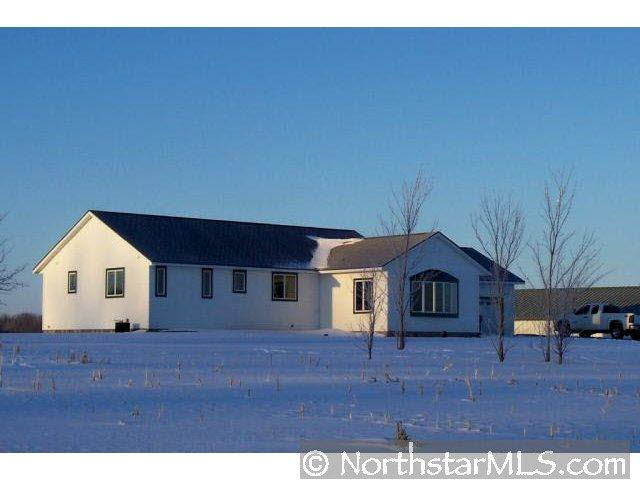 2035 140th Avenue Baldwin, WI 54002 - Photo 2 of 10
