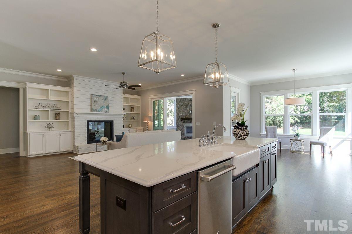 642 Manchester Drive Raleigh, NC 27609 - Photo 9 of 24