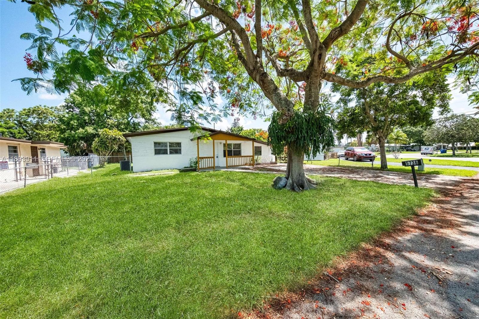 5736 Simms Street Hollywood, FL 33021 - Photo 27 of 36 Gallery Image 27