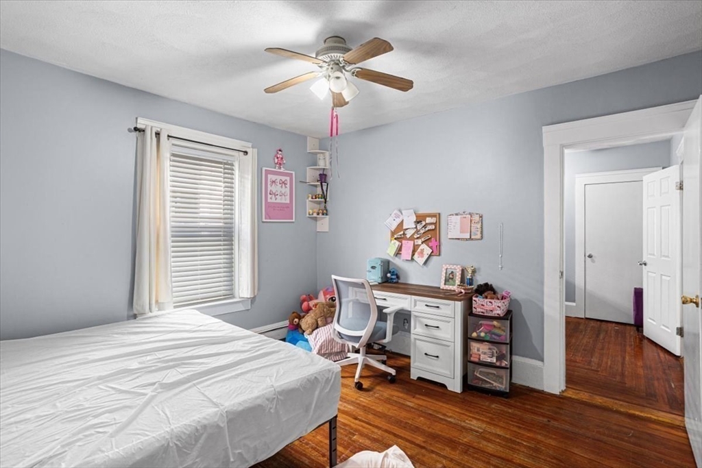 39 Myrtle Street Pawtucket, RI 02860 - Photo 38 of 42