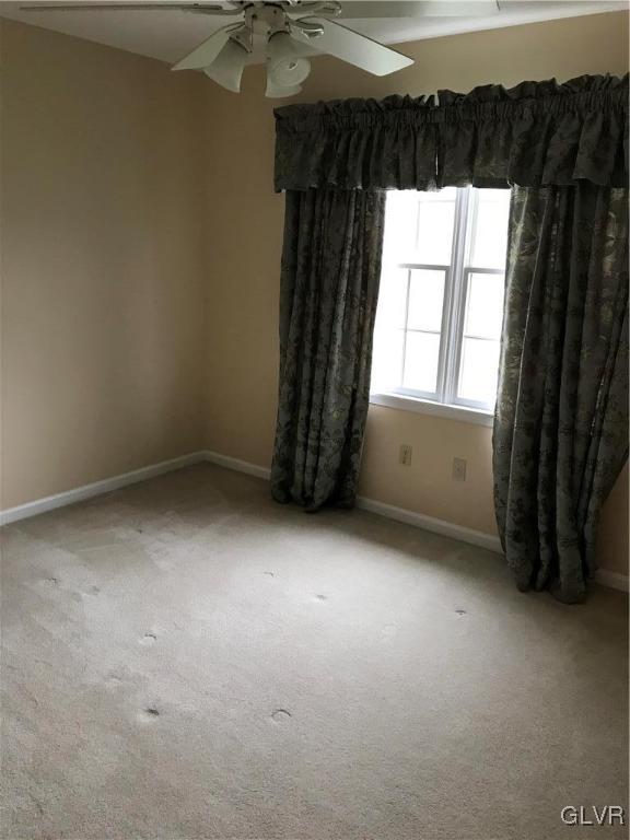 10 Frys Run Road Easton, PA 18042 - Photo 29 of 44 an empty room with a window
