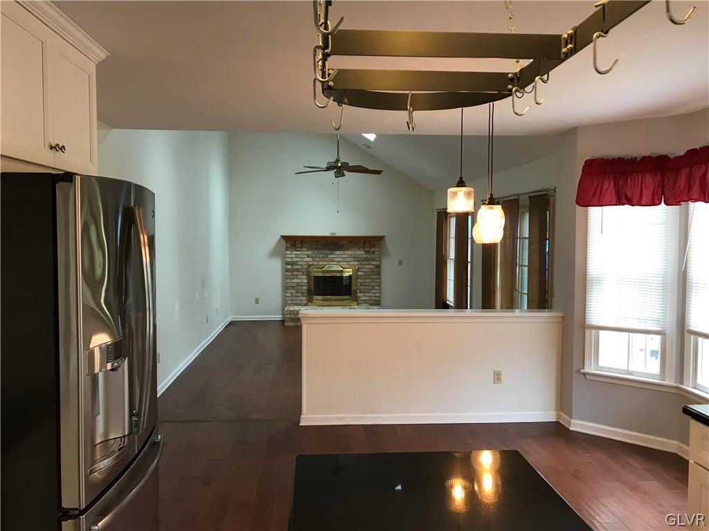 10 Frys Run Road Easton, PA 18042 - Photo 6 of 44 a view of a livingroom with furniture and front door