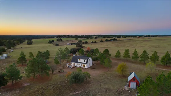 $1,150,000 | 245 Country Lane, McDade, TX 78650