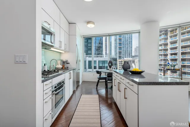 $7,000 | 301 Main Street, Unit 5G, San Francisco, CA 94105