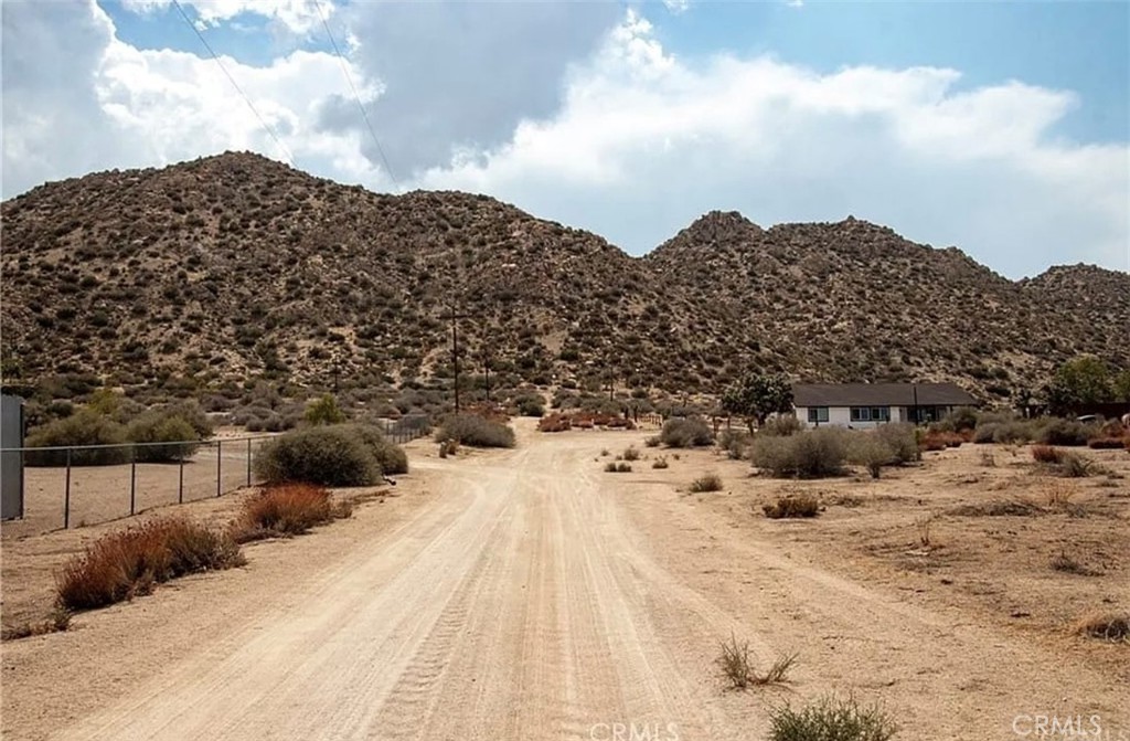 5545 Red Ryder Road Pioneertown, CA 92268 - Photo 3 of 16