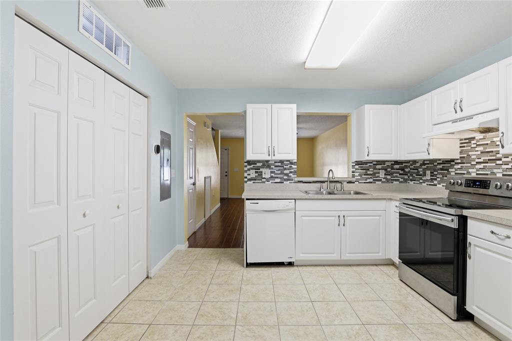 2348 Southwest 42nd Drive, Unit 153 Gainesville, FL 32607 - Photo 12 of 28