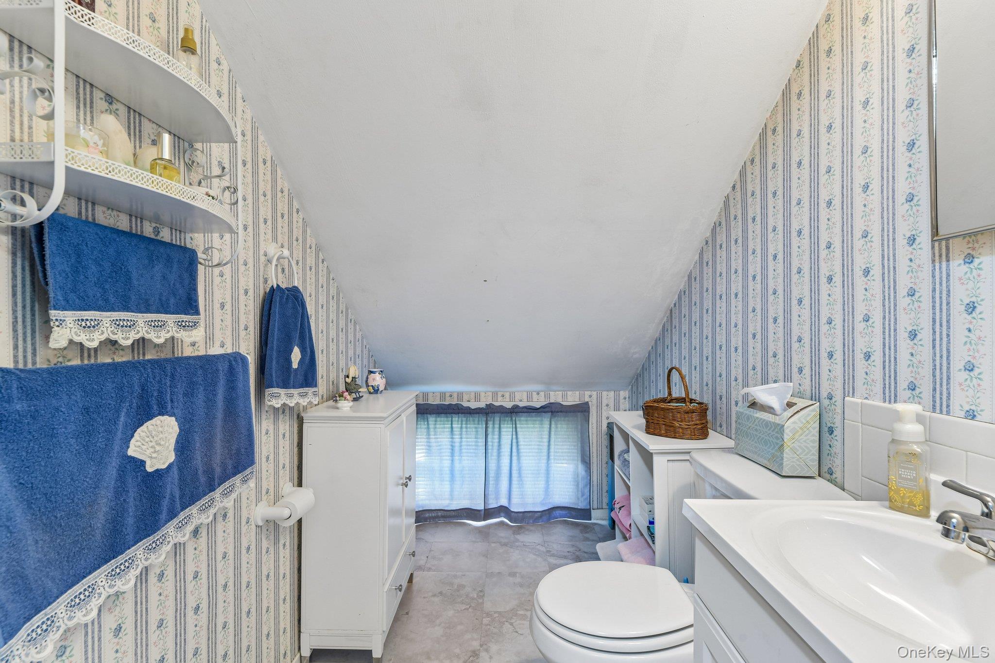 83 Coppersmith Road Levittown, NY 11756 - Photo 19 of 24