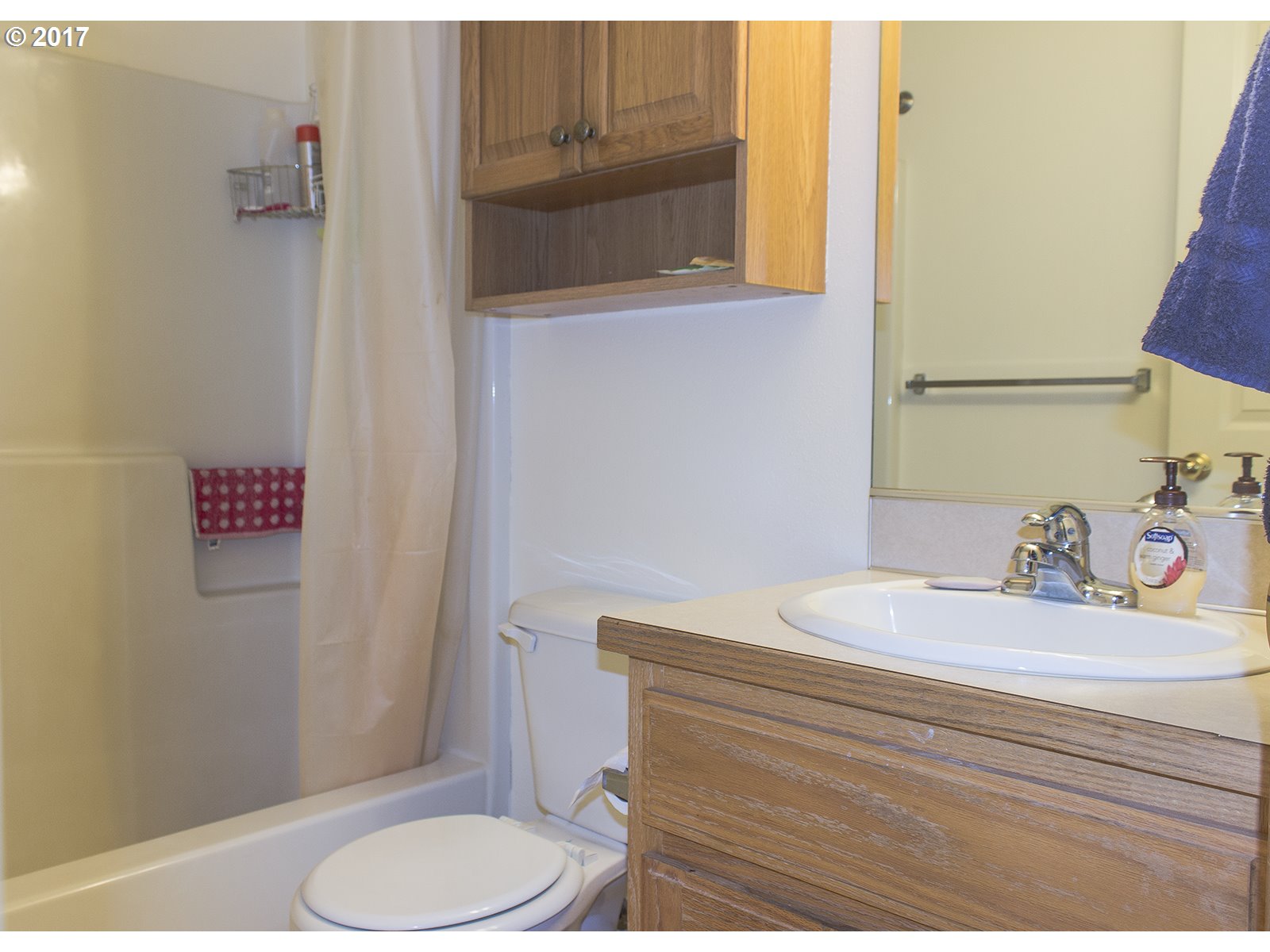 612 Villa Road Newberg, OR 97132 - Photo 11 of 14 Bathroom
