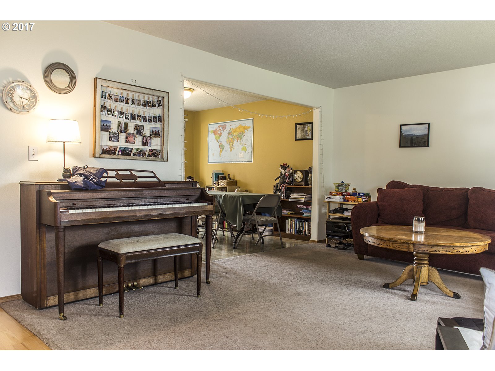 612 Villa Road Newberg, OR 97132 - Photo 2 of 14 Family Room