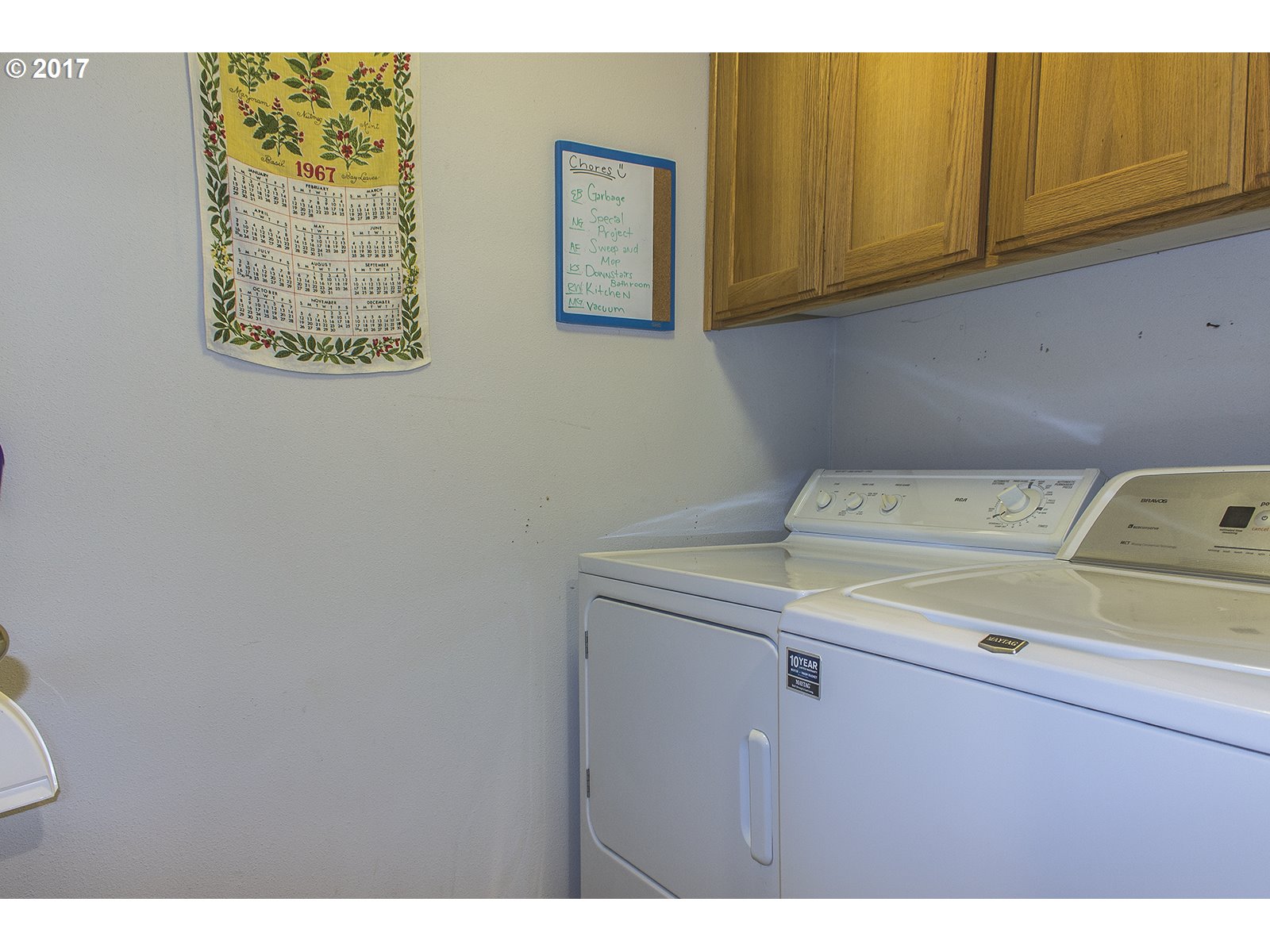 612 Villa Road Newberg, OR 97132 - Photo 8 of 14 Laundry