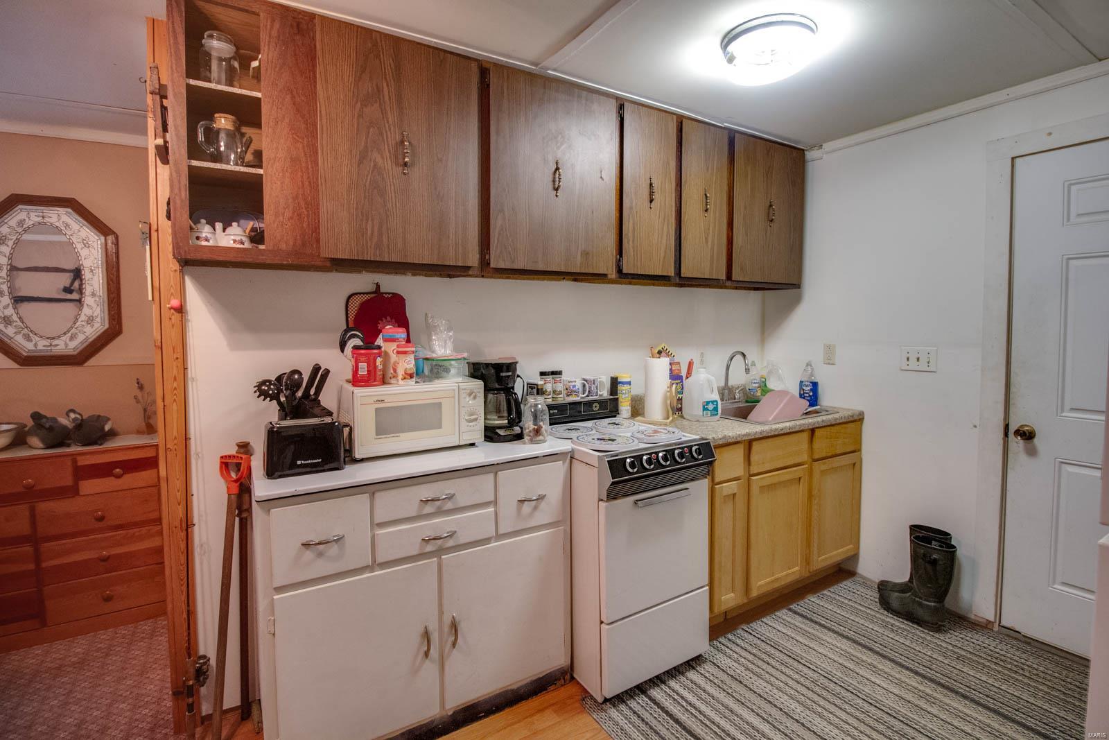 1428 Hettick Road Greenfield, IL 62044 - Photo 17 of 63 Gallery Image 17