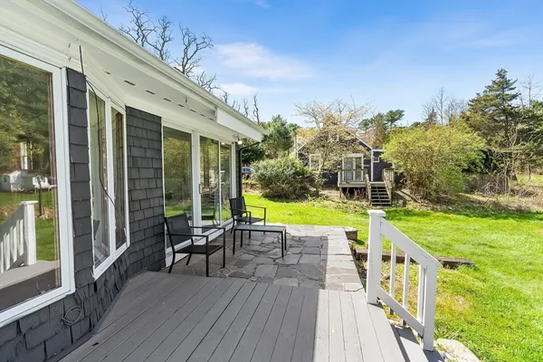 $550,000 | 20 School Street, Rehoboth, MA 02769