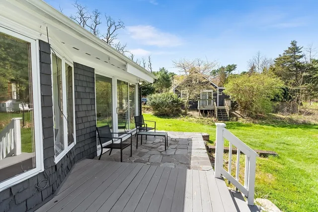 $550,000 | 20 School Street, Rehoboth, MA 02769